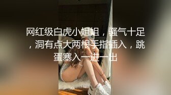 高颜值挺嫩妹子【钰儿】来大姨妈给男友口交，苗条身材奶头摩擦非常诱人，很是诱惑喜欢不要错过