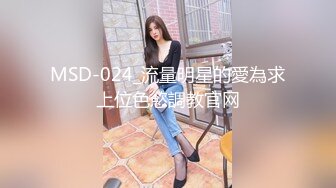 熟女露脸给我口，很舒服!