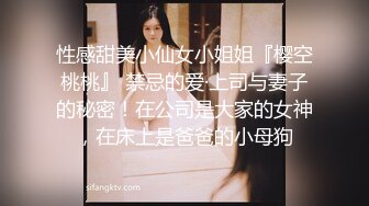  颜值御姐精彩演绎，全程露脸群P淫乱，AV级大作嘴里叼两根鸡巴下面还被舔逼