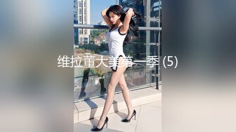 长相甜美萌妹子穿上学生制服啪啪，舔弄大屌抬腿侧入后入猛操