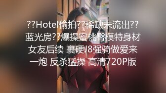 新来的极品美女，黑丝高跟诱惑，无毛白虎逼精彩大秀直播，极品好身材揉奶玩逼，炮击高速蹂躏骚穴