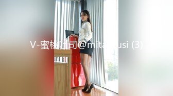 破解监控偷拍小伙很久没有回家了 小夫妻午休玩69