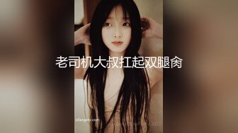 大学女厕全景偷拍多位漂亮学妹的各种美鲍鱼 牛仔裤眼镜妹