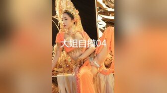 绿色T恤女上