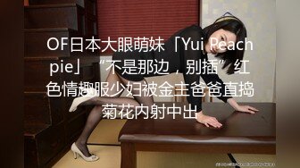 广东深圳某超市老板娘~回到家就喜欢跪舔老公大鸡巴~无套深喉~吃得津津有味~这都是女神们的最爱嘛！