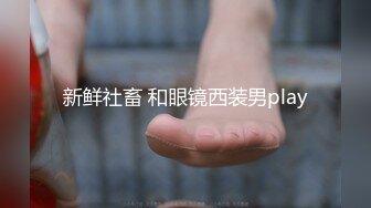 商场沟厕跟拍长发飘飘的性感皮裤美眉拉大号