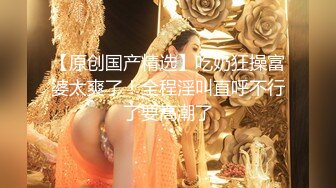 偷拍美女裙底白色连衣裙美女前后露毛半透斑点内明显露出逼的形状 洛丽塔长裙学妹和男友逛街白色内内清纯可爱