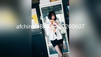 Onlyfans超正巨乳苗条正妹palida收费福利极品S级人瘦奶大 (2)